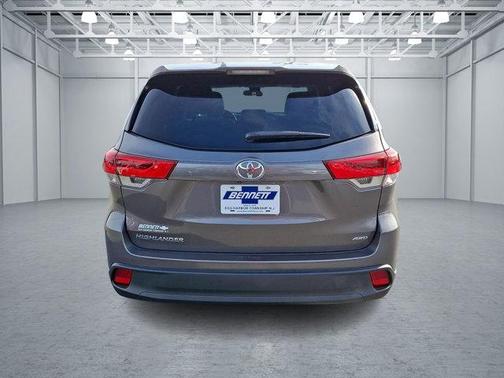 2018 Toyota Highlander LE