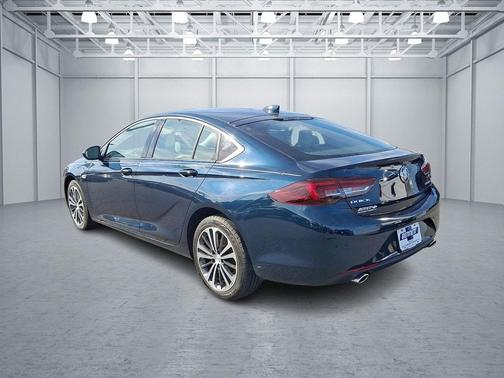 Carrageen Metallic 2018 Buick Regal Sportback Preferred II