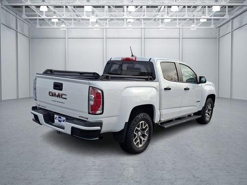 2022 GMC Canyon AT4