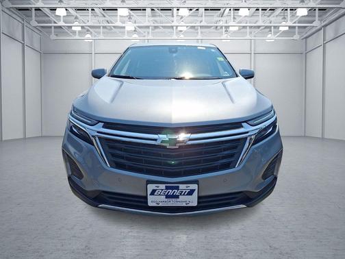 Sterling Gray Metallic 2024 Chevrolet Equinox 1LT