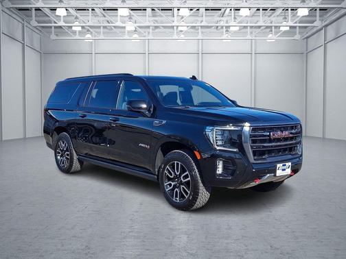 Onyx Black 2021 GMC Yukon XL 4WD AT4