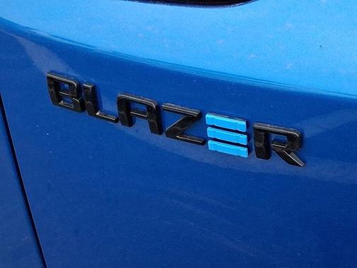 2025 Chevrolet Blazer EV eAWD LT
