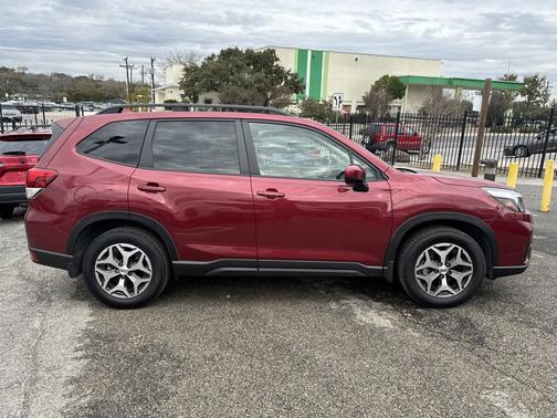 2021 Subaru Forester Premium