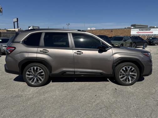 2025 Subaru Forester Touring