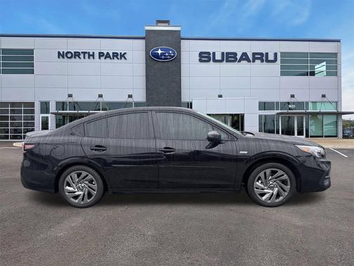 Crystal Black Silica 2025 Subaru Legacy Sport