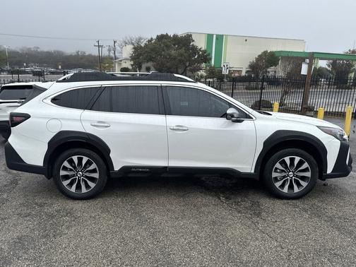 2023 Subaru Outback Touring