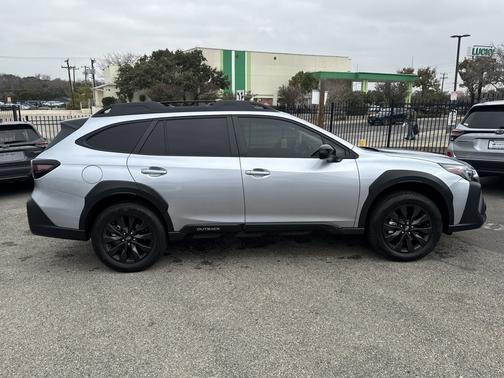 2025 Subaru Outback Onyx Edition XT