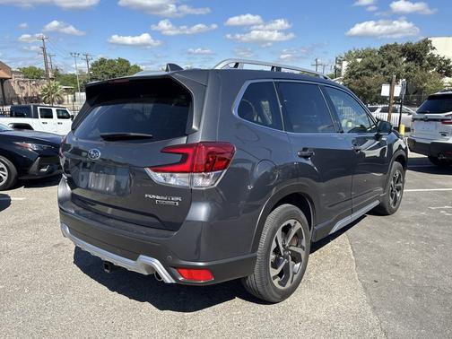 2023 Subaru Forester Touring