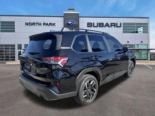 2025 Subaru Forester Premium Hybrid