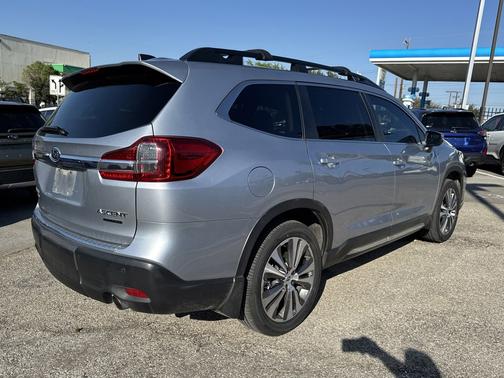 Ice Silver 2021 Subaru Ascent Limited 7-Passenger