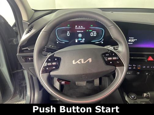 2023 Kia Niro EX