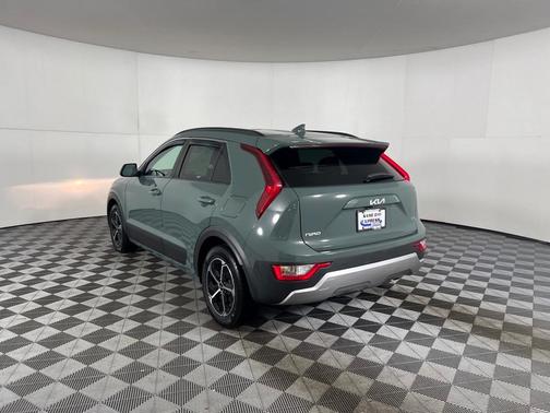 2023 Kia Niro EX