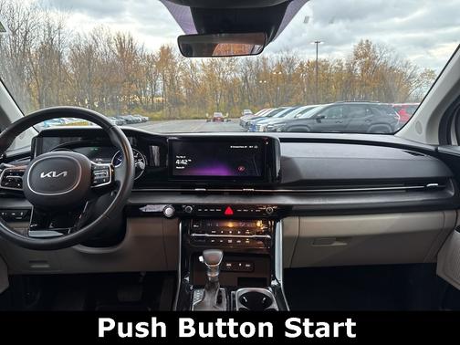 2024 Kia Carnival EX