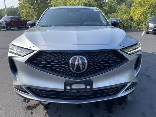 2023 Acura MDX 