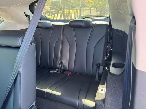 Majestic Black Pearl 2026 Acura MDX Technology Package
