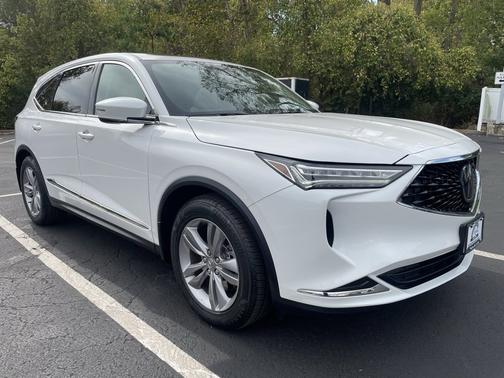2023 Acura MDX 