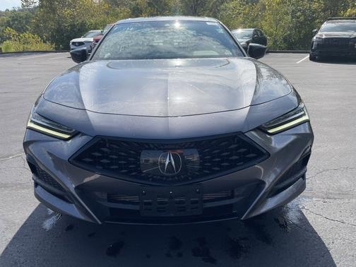 2022 Acura TLX 
