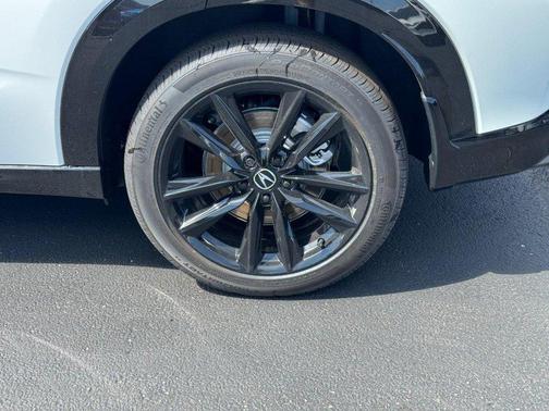 Platinum White Pearl 2026 Acura ADX A-Spec Advance