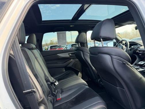 2023 Acura MDX 