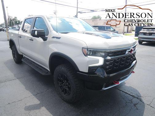 White Sand 2026 Chevrolet Silverado 1500 ZR2