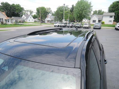 Mosaic Black Metallic 2026 Chevrolet Traverse Z71