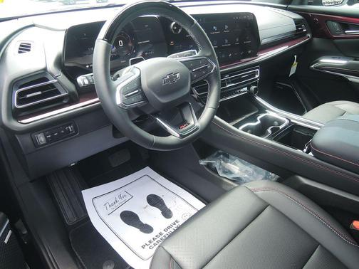 Mosaic Black Metallic 2026 Chevrolet Traverse Z71
