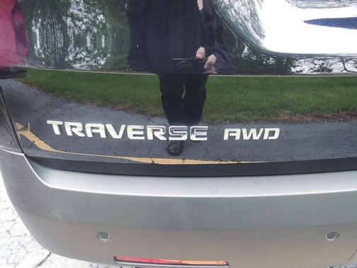 Midnight Blue Metallic 2020 Chevrolet Traverse LT Cloth