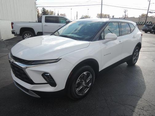 2024 Chevrolet Blazer LT