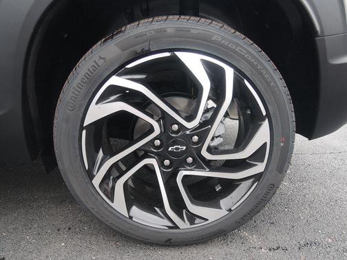 White Sand 2026 Chevrolet Trailblazer RS