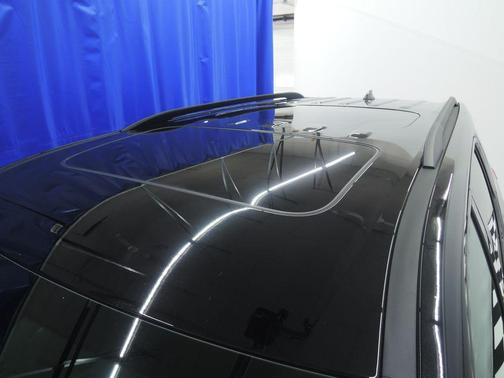 Mosaic Black Metallic 2023 Chevrolet Traverse RS
