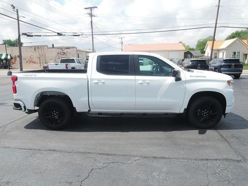 Summit White 2026 Chevrolet Silverado 1500 RST