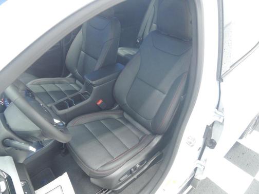 Summit White 2027 Chevrolet Bolt RS