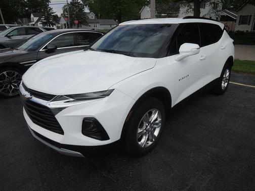 Summit White 2022 Chevrolet Blazer 2LT