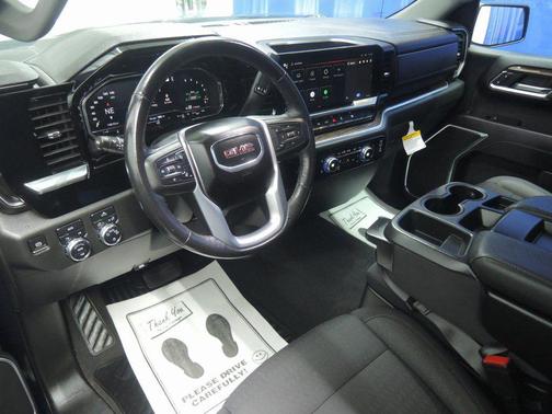 2022 GMC Sierra 1500 SLE