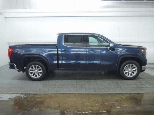 2022 GMC Sierra 1500 SLE