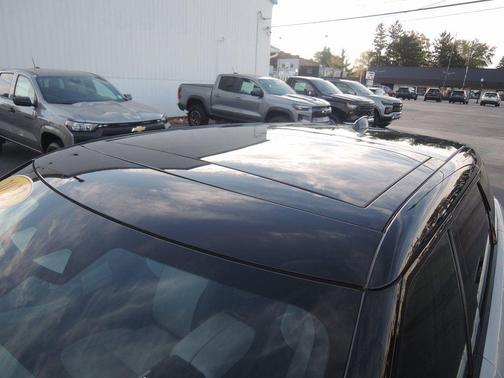 2022 Land Rover Range Rover Evoque R-Dynamic S