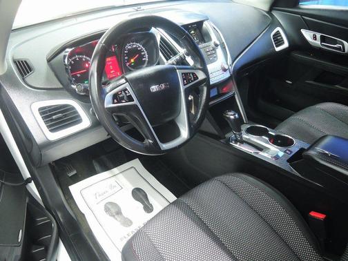 2017 GMC Terrain SLE-2