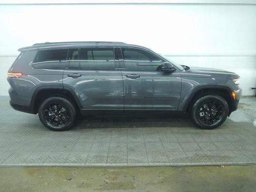 2024 Jeep Grand Cherokee L Laredo