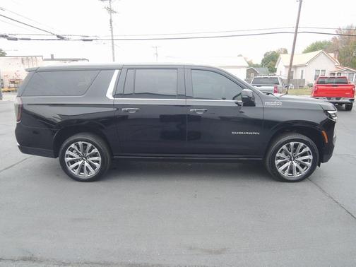 2025 Chevrolet Suburban High Country