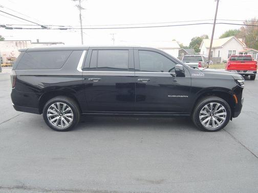 2025 Chevrolet Suburban High Country