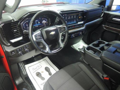 2025 Chevrolet Silverado 2500 LT