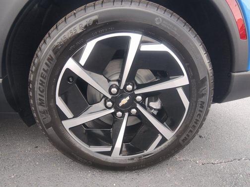 2026 Chevrolet Equinox EV LT 1