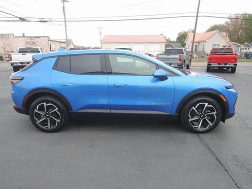 2026 Chevrolet Equinox EV LT 1