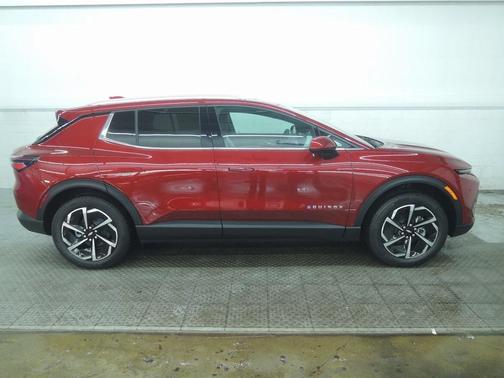 2026 Chevrolet Equinox EV LT 2