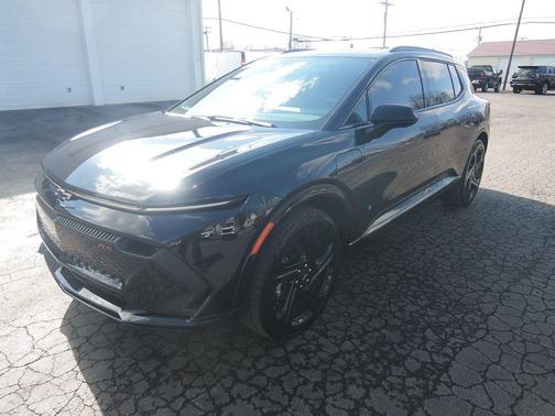 2025 Chevrolet Equinox EV RS