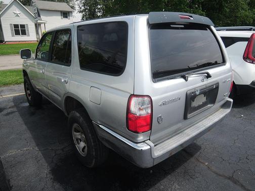 2001 Toyota 4Runner SR5
