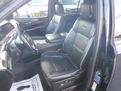 2022 Cadillac Escalade Premium Luxury