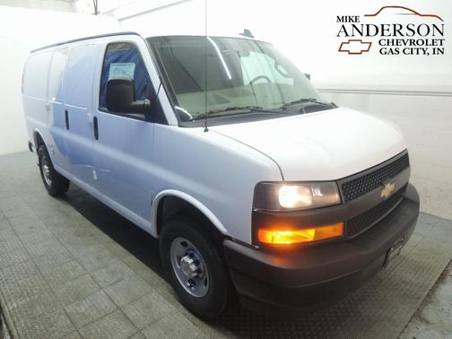 2026 Chevrolet Express 2500 Work Van
