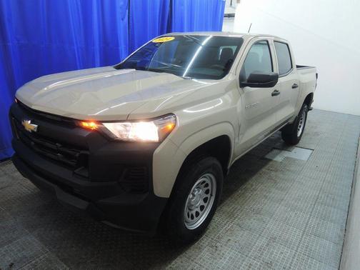 2024 Chevrolet Colorado WT