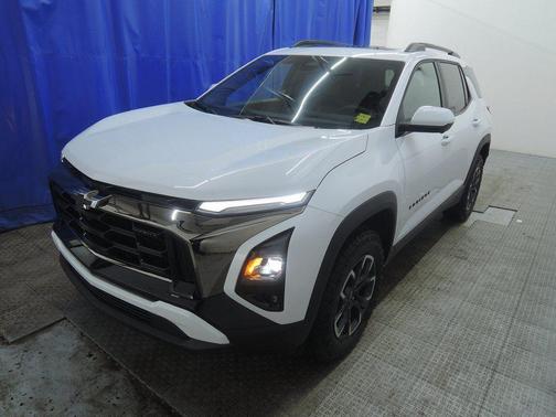 Polar White 2026 Chevrolet Equinox ACTIV